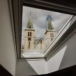 Lux & *