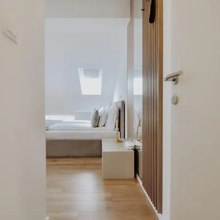 Apartment Lux &