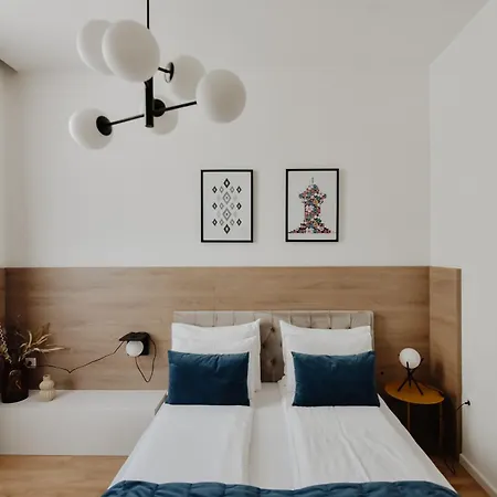 Lux & Apartment *