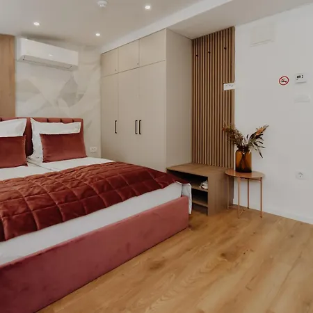 Apartment Lux &